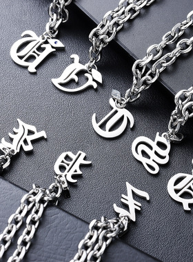字母手链男潮高级感简约钛钢配饰女轻奢欧美男生百搭手饰饰品