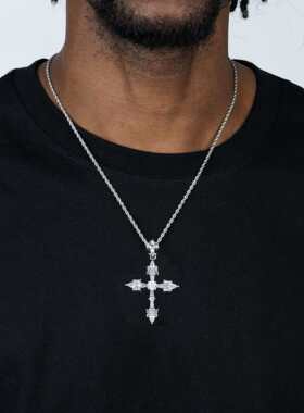 新款鸢尾花十字架吊坠项链高端时尚满钻鸢尾花十字架项链金色