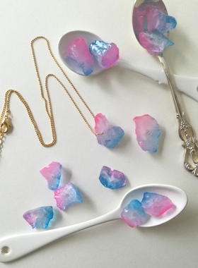 日本不）渐变色水晶项链