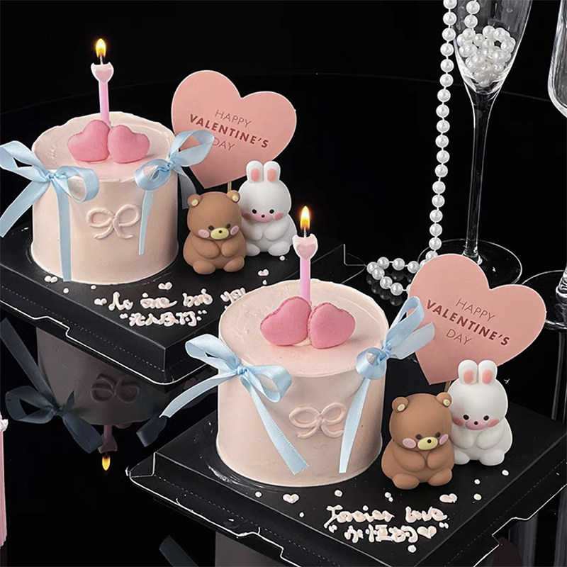 2025网红情人节ins风蛋糕装饰摆件可爱兔熊爱心蜡烛丝带告白插件