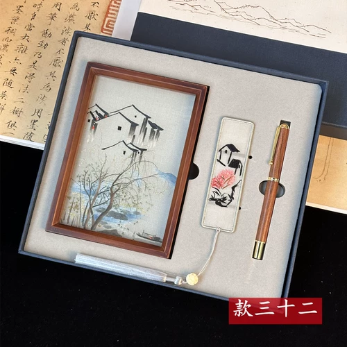 Вышитая вышитая рука ручной