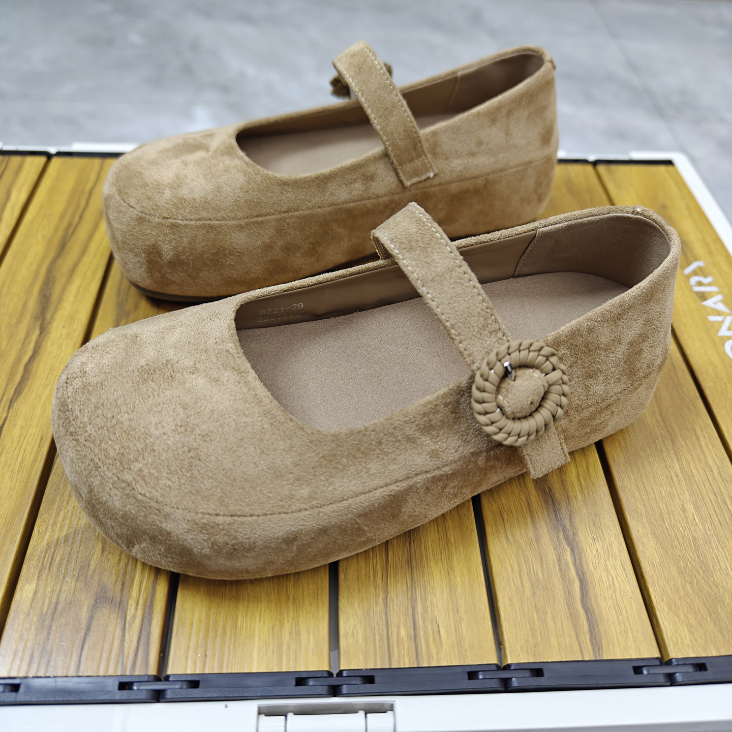 时尚羊京绒玛丽珍鞋女2026年新款复古一字扣带乐福鞋平底浅口单鞋,淘宝优惠券,粉丝福利购,淘宝优惠卷