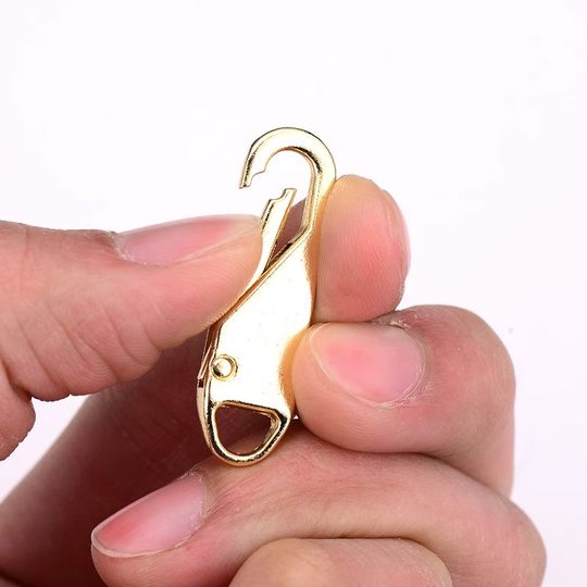 Abnehmbare Zuglaschen für Daunenjacken, Jacken und Taschen.