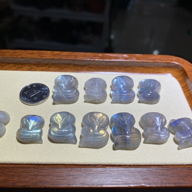 天然拉长石月光彩光吊坠狐狸挂件