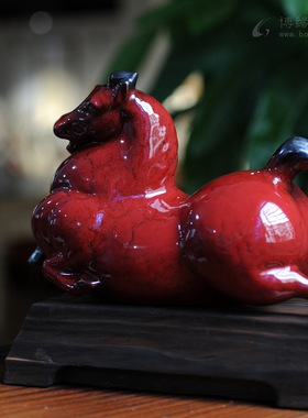 德化陶瓷马踏飞燕摆件