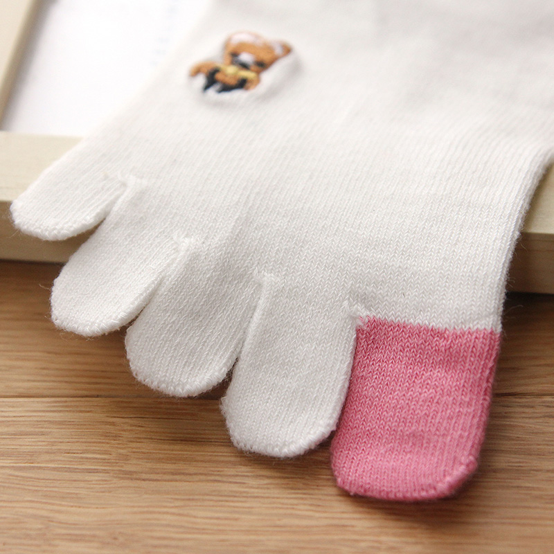 高档五指袜女纯棉刺绣小熊透气舒适有跟短筒无缝无骨四季分脚趾袜 - 图1