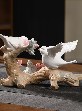 创意陶瓷小鸟家居客厅酒柜电视柜软装饰品欧式房间桌面玄关摆件