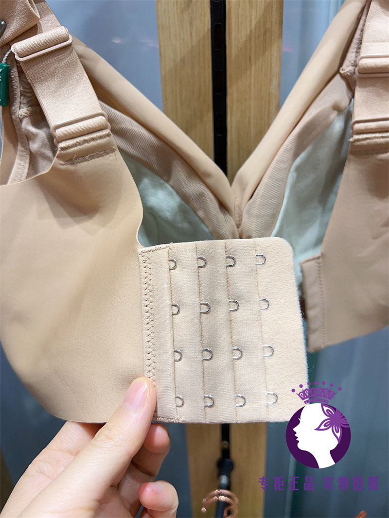 唯美文胸春夏新款无痕无钢圈光面百搭女士内衣舒适透气19489