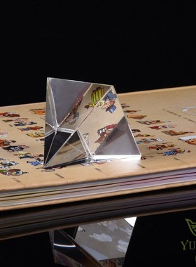 创意透明白水晶金字塔埃及塔四棱锥模型折射七彩光家居客厅摆件