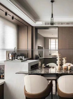 现代轻奢样板房酒店会所餐桌烛台花艺吧台酒具冰桶托盘组合摆件