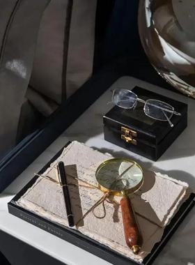 现代样板间床头柜组合饰品香氛书籍咖啡杯碟套装客厅角几书房摆件