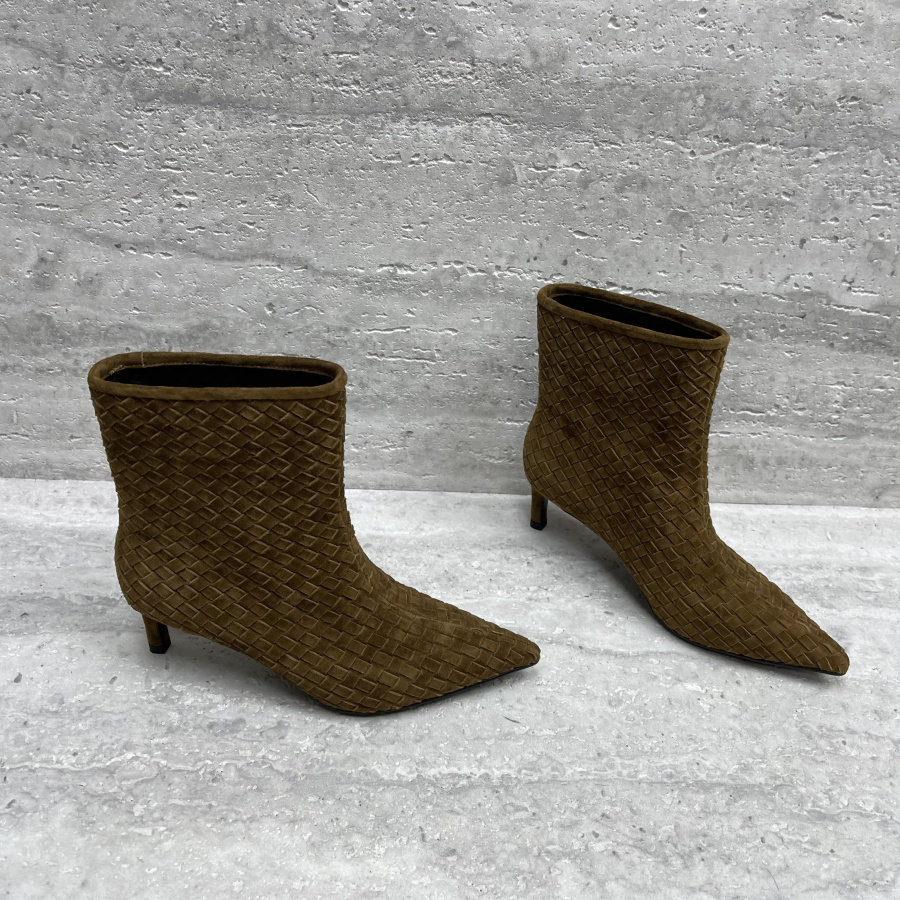 欧洲站女鞋2025秋季新款真皮编织羊猄尖头细跟高跟鞋流行短靴女潮,淘宝优惠券,粉丝福利购,淘宝优惠卷