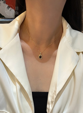 不好看我吃了！精致小巧美拉德虎眼石复古吊坠项链小众配饰锁骨链
