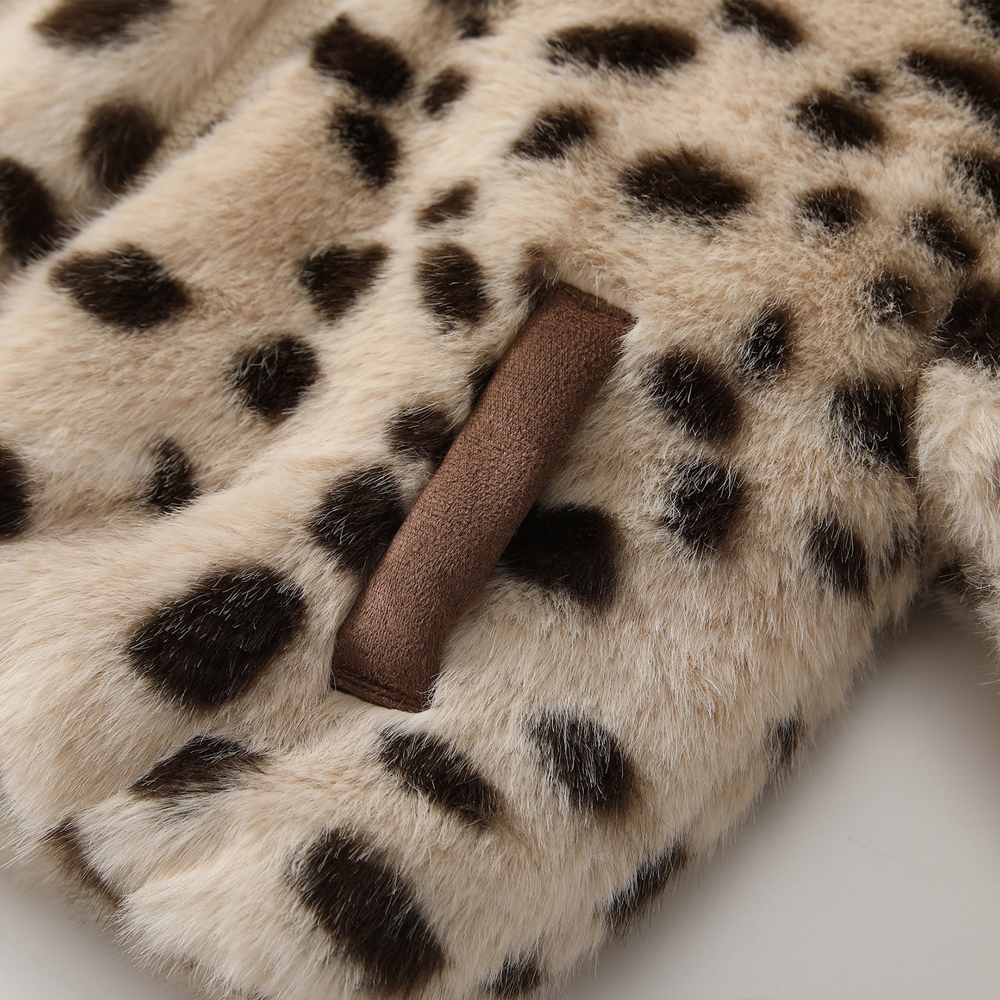 凡猎女童外套冬装洋气婴儿可爱毛绒衣服宝宝加绒夹棉连帽上衣冬季,淘宝优惠券,粉丝福利购,淘宝优惠卷