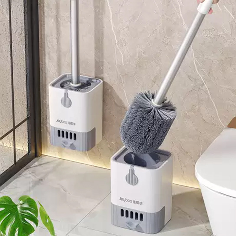 JiaHang's nail-free toilet brush won't damage the glaze