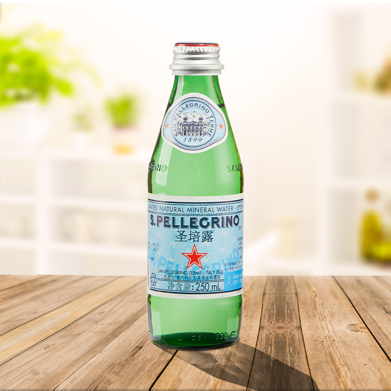 意大利進口S.Pellegrino圣培露充氣礦泉水氣泡水250ml*24玻璃瓶_天貓超市_咖啡_麥片_沖飲