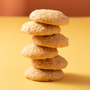 十月初五西饼曲奇饼干海风椰丝104g椰子风味酥性饼干盒装糕点酥饼