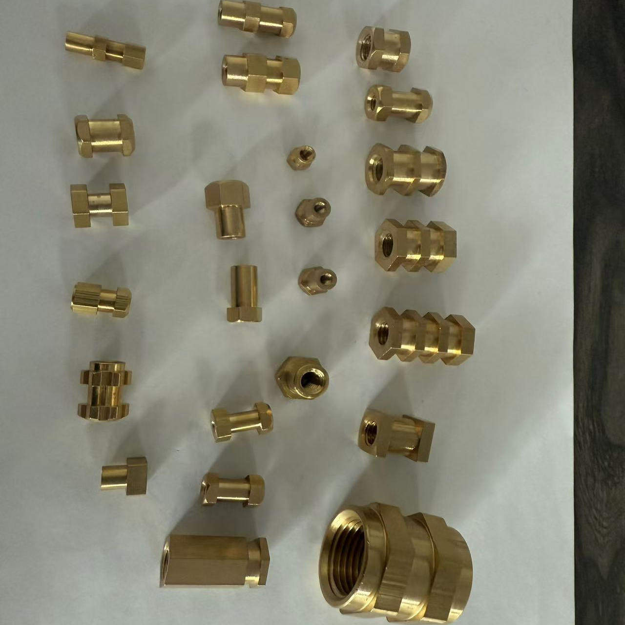 滚塑铜嵌件铜六角盲孔通孔预埋注塑铜螺母塑胶镶件M3M4M5M6M8M10,淘宝优惠券,粉丝福利购,淘宝优惠卷