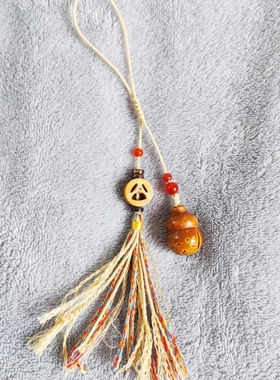纯手工制作桃核小葫芦挂件