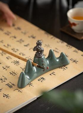 陶瓷马到成功文房四宝笔搁笔架山创意书法国画毛笔搁镇纸古风摆件