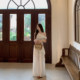 Huangzuozuo Sazuojia ຂະຫນາດນ້ອຍ slanted shoulder top trousers temperament ຊຸດແມ່ຍິງ summer ສອງສິ້ນ
