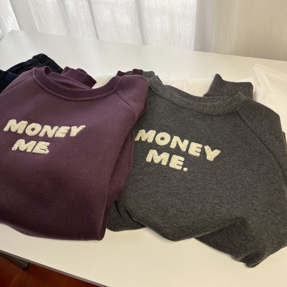 显白暗紫色韩系慵懒风糯米刺绣圆领时尚抓绒衣加绒宽松休闲上衣女 - 图1