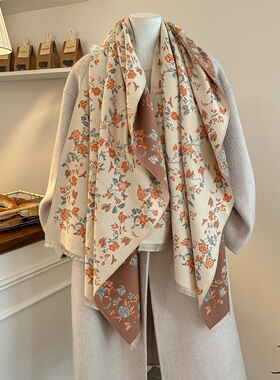 新款感围巾女冬季仿羊绒时尚百搭披肩外搭保暖提花围巾气质