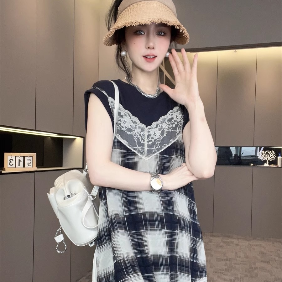 不规则下摆连衣裙套装女2025新款夏蕾丝格子吊带裙+短袖T恤两件套 - 图3