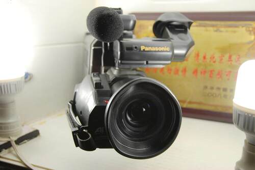 松下 NV-M9000 专业摄像机 S-VHS 磁带卡带录像机 - 图2
