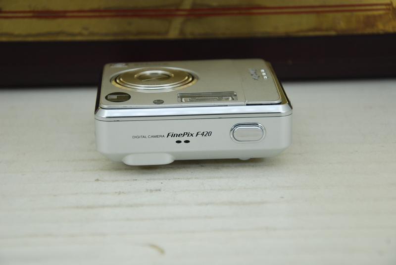 Fujifilm/富士 FinePix F420 卡片数码相机 家用便宜小巧便携 - 图2