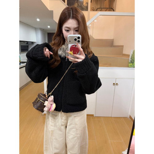 皮毛一体定染大毛领小颗粒羊羔毛外套女冬季黑色毛毛冬装2025新品 - 图2