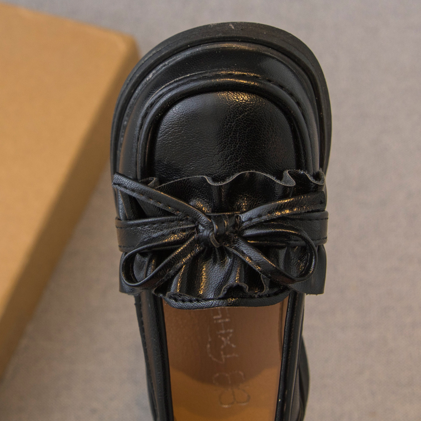 女童皮鞋2026春秋新款儿童鞋子小女孩公主鞋软底豆豆鞋单鞋乐福鞋,淘宝优惠券,粉丝福利购,淘宝优惠卷