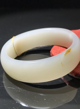 儒贤玉道新疆和田玉籽料微雕福字洒金皮手镯多处留有皮油润脂粉足