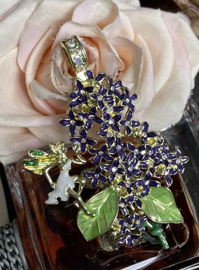 新vintage中古风时尚高级感 重工镶嵌紫色丁香花蝴蝶精灵磁吸吊坠