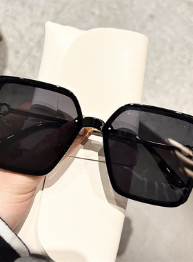 防辐射街拍时尚墨镜显脸小