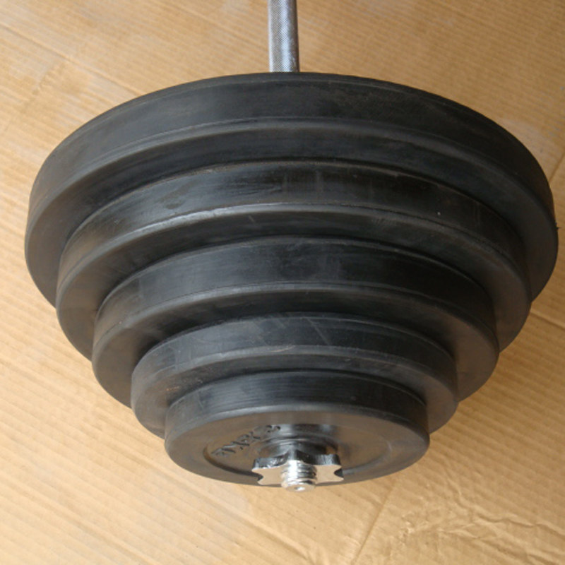 The anti-knock and fall-proof floor is made of rubber-coated barbell plates.