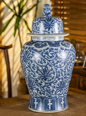 仿古青花瓷缠枝莲狮头陶瓷摆件客厅玄关插花复古装饰瓷瓶陈设收藏