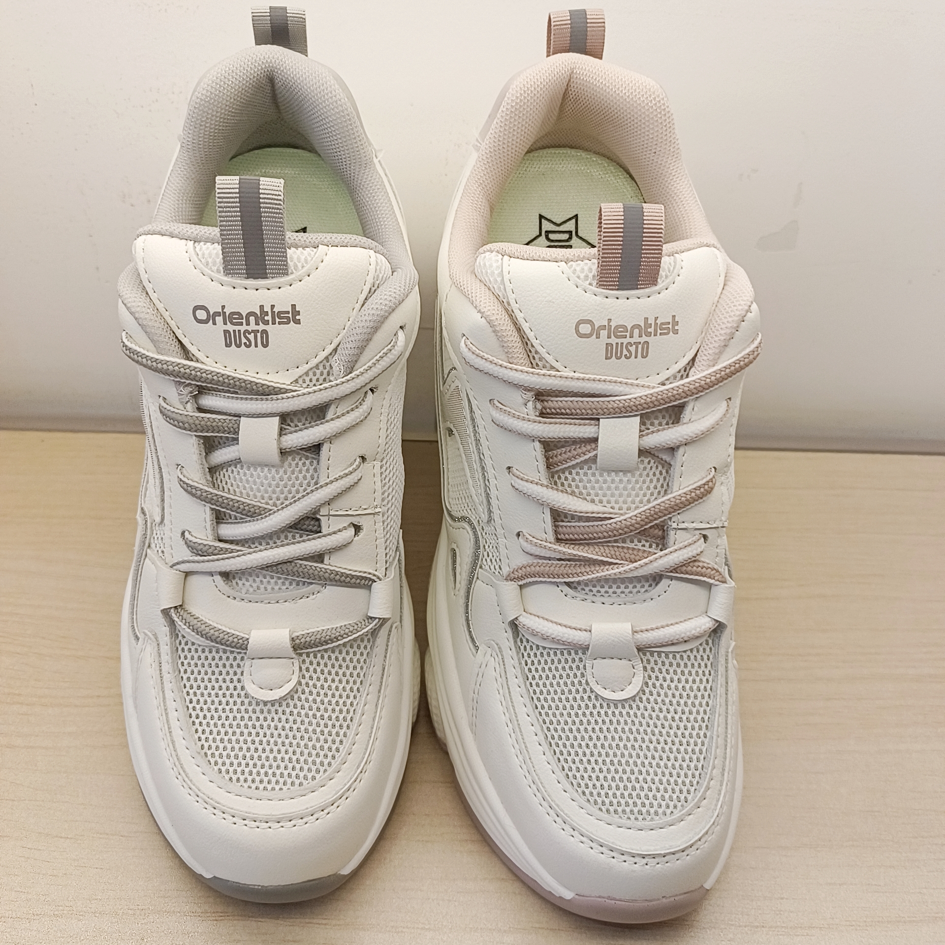 大东时尚老爹鞋女鞋2025春季新款内增高高跟圆头系带1310T - 图3