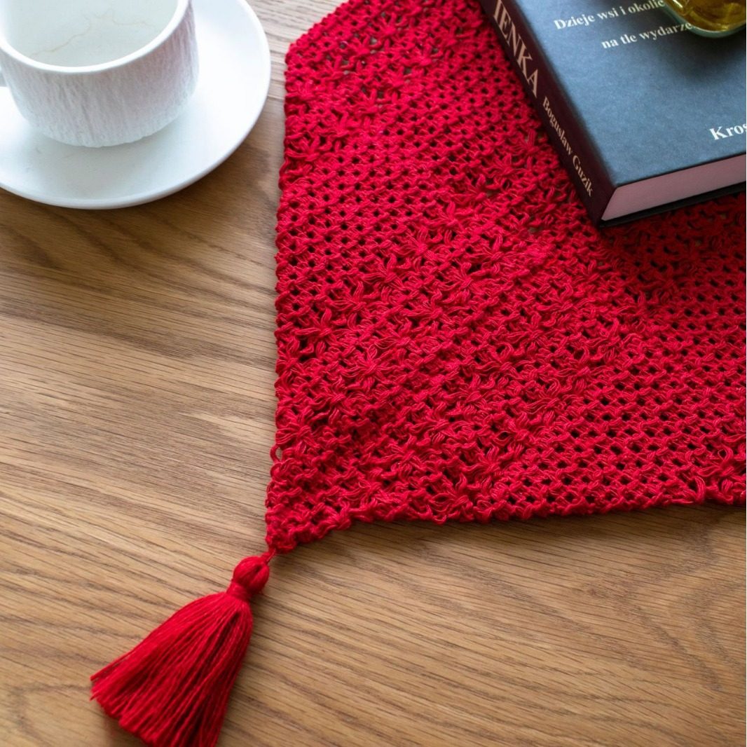 圣诞节新年喜庆氛围感桌旗餐桌装饰布置茶几电视柜长条红色桌台布,淘宝优惠券,粉丝福利购,淘宝优惠卷