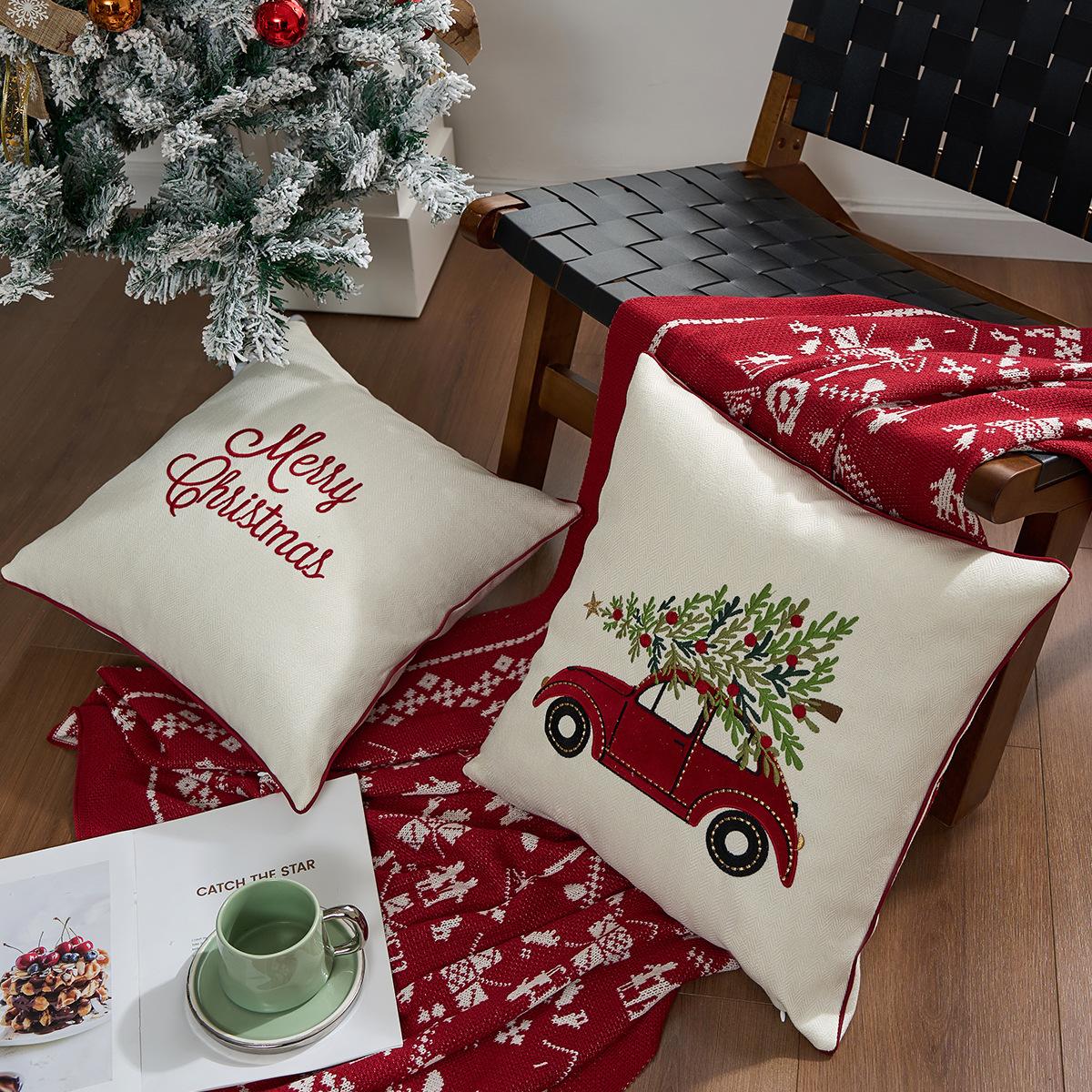 Cross-border new Christmas embroidered pillow cushion cover christmas snowflake deer 45x45cm bell for the elderly