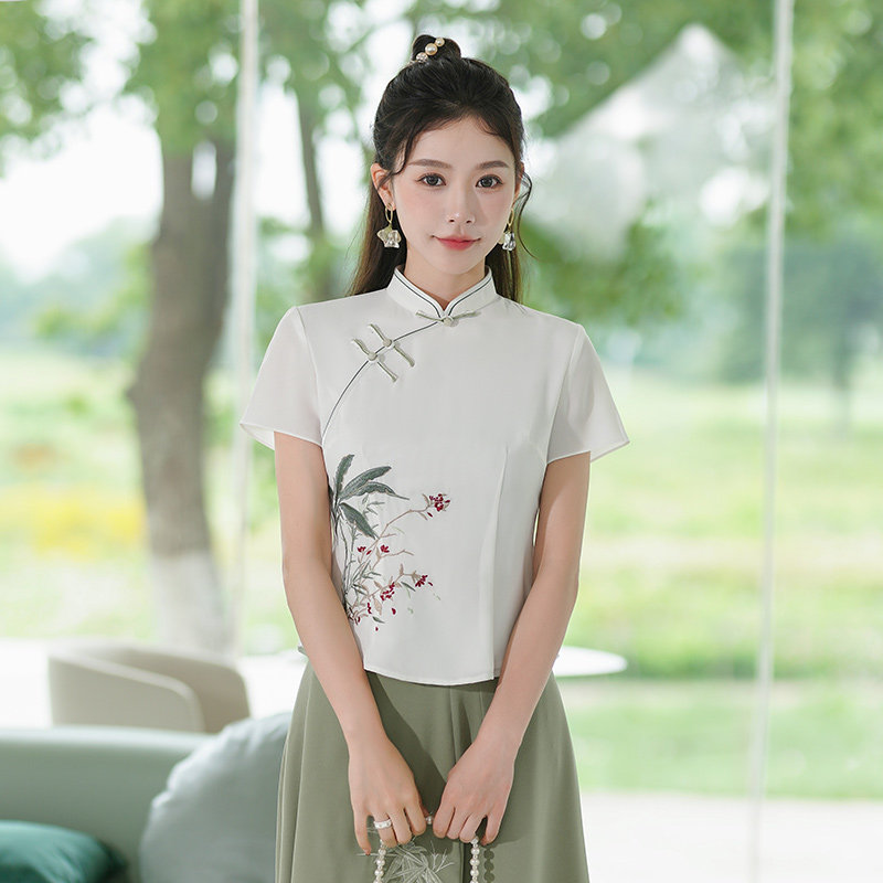  秀观唐服饰上衣