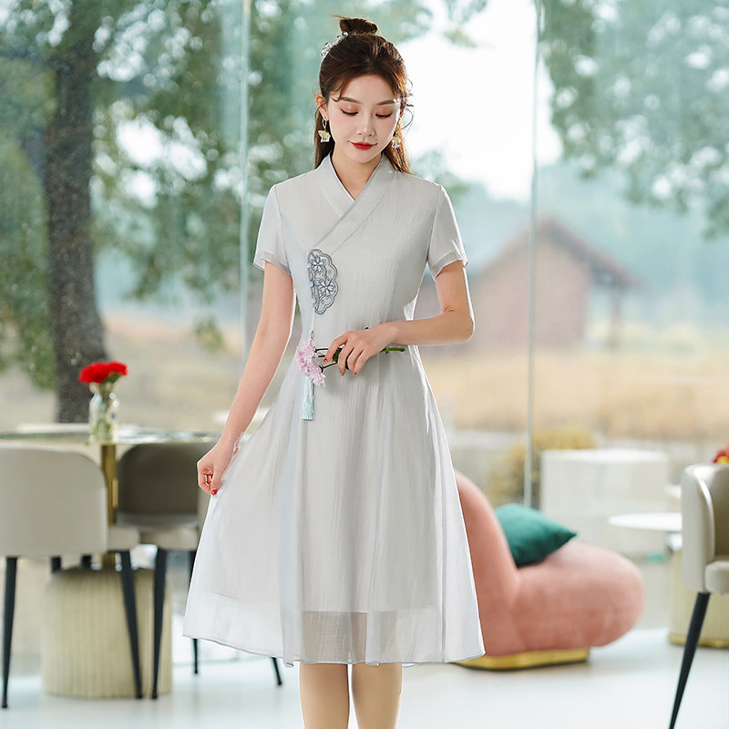  秀观唐服饰连衣裙