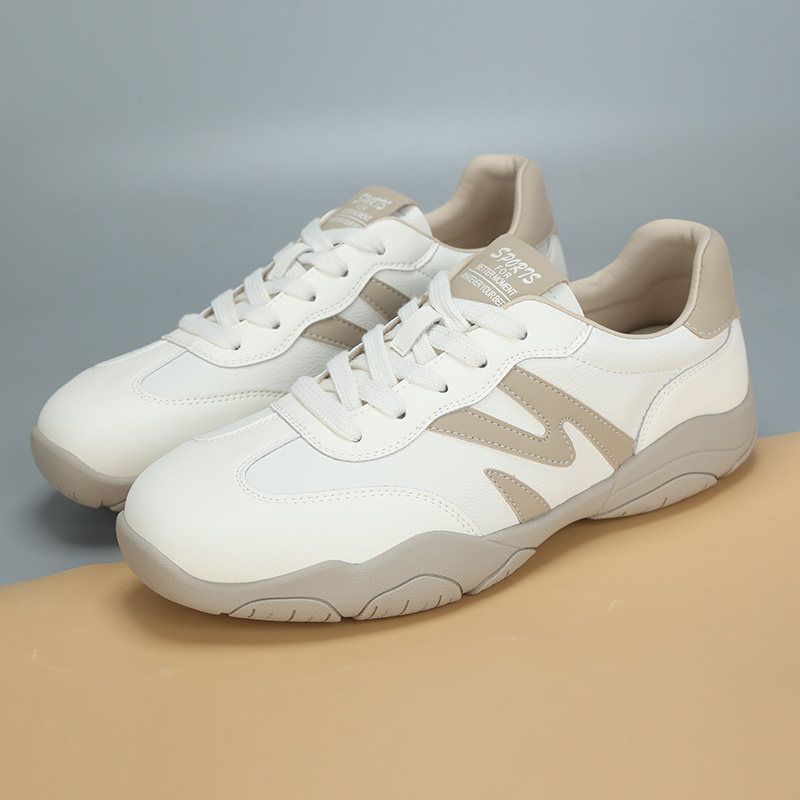 千足惠大码女鞋41-43春季2026新款系带圆头百搭休闲德训鞋女潮款,淘宝优惠券,粉丝福利购,淘宝优惠卷