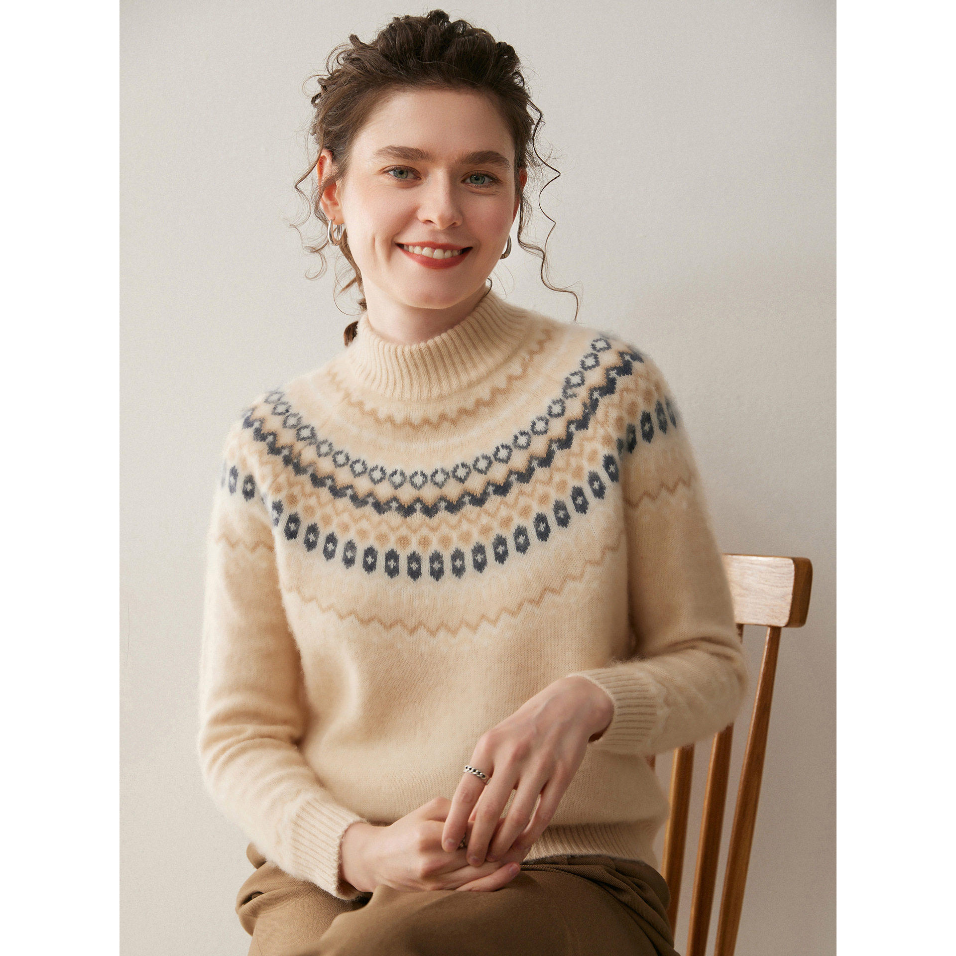 加厚费尔岛提花羊绒衫女25秋冬新款半高领复古慵懒风针织套头毛衣,淘宝优惠券,粉丝福利购,淘宝优惠卷