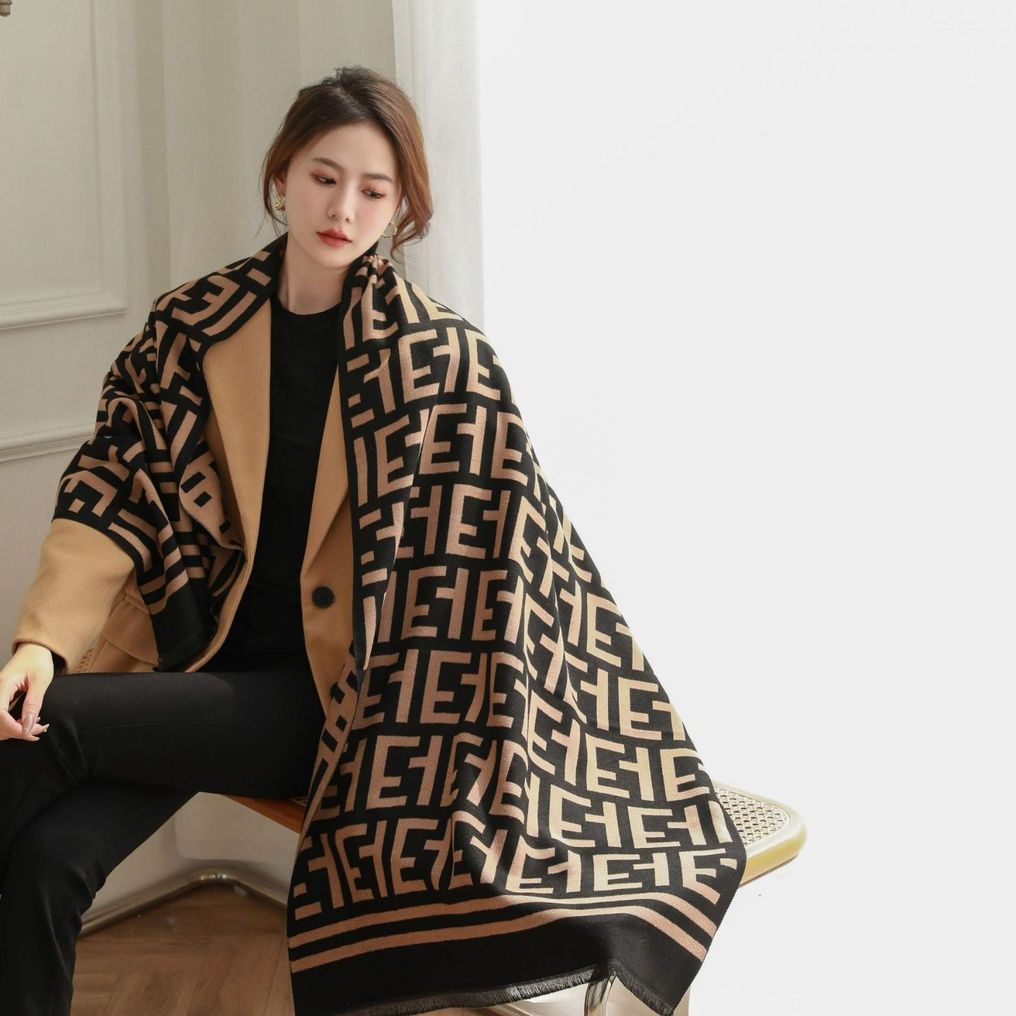 2025羊绒法国高级感围巾女夏季空调房披肩保暖秋冬季百搭两用围脖,淘宝优惠券,粉丝福利购,淘宝优惠卷