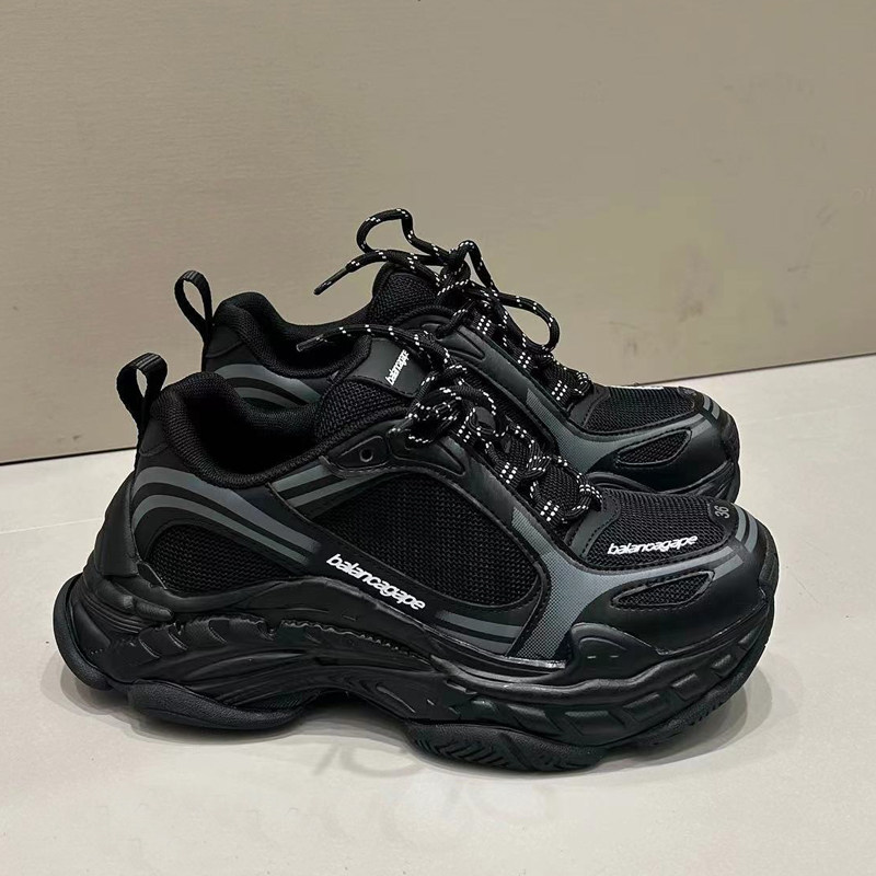 情侣做旧小白鞋防滑休闲鞋2026新款跑步户外男女款网面厚底老爹鞋,淘宝优惠券,粉丝福利购,淘宝优惠卷