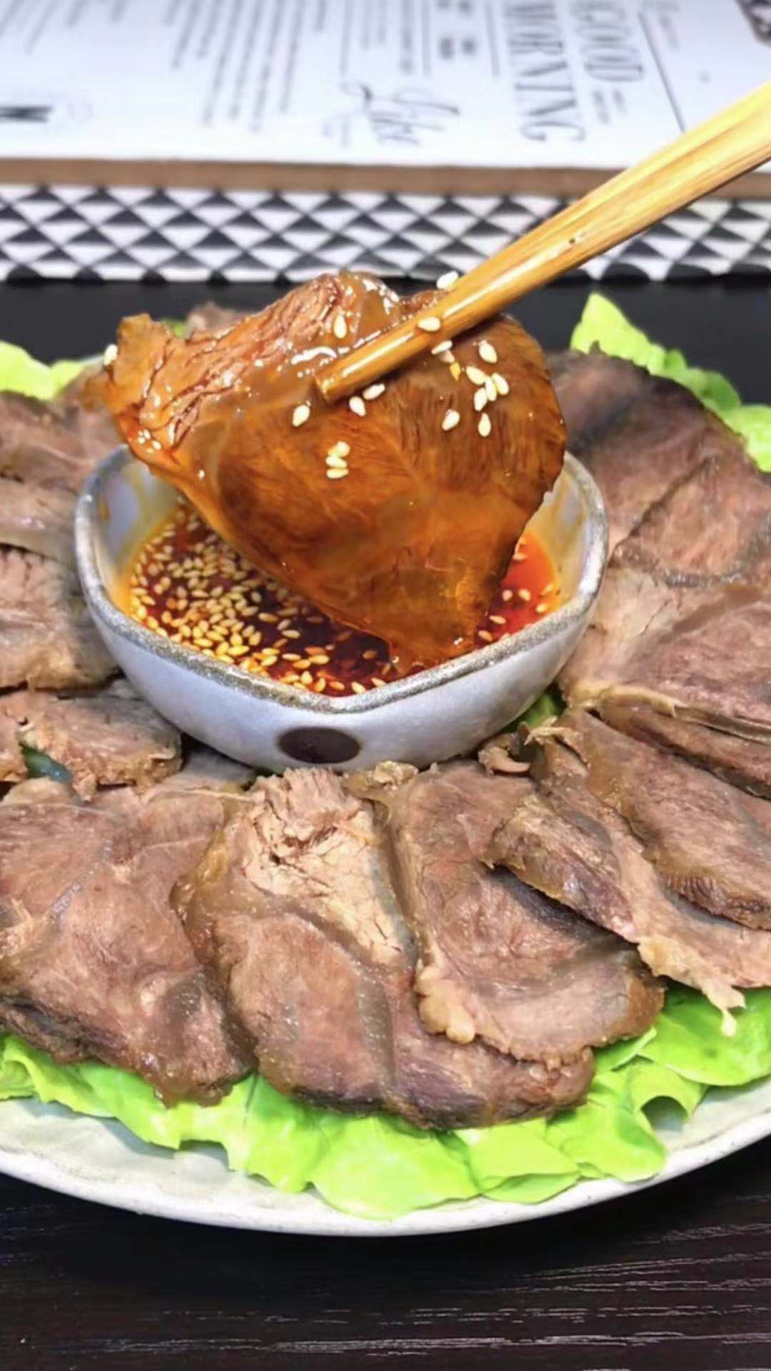 新鲜本地黄牛肉，熟牛肉，当天现杀现煮，卤牛腱子肉有机牛肉；-图0