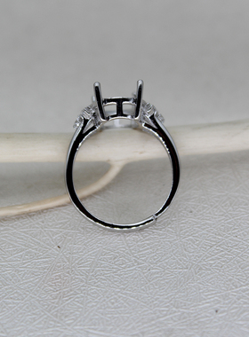 尖底刻面宝石女款戒指925纯银