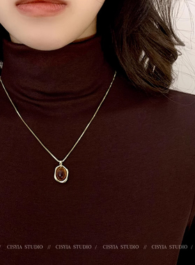 2025爆款琥珀叠戴毛衣链秋冬小众轻奢高级感项链女款虎眼石锁骨链