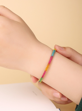 兔年端午节五彩绳编织手绳